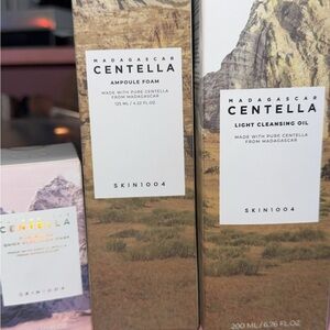 SKIN1004 Centella Light Cleansing Oil - Cream